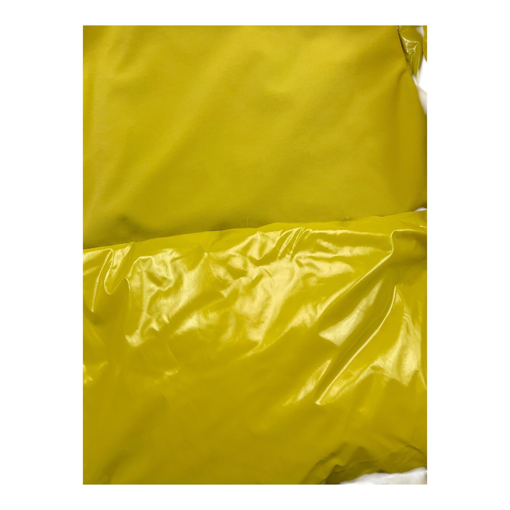MONTEREGGI giubbino tinta unita con zip e cappuccio Giallo per Bambino FW47509 GIALLO MONTEREGGI