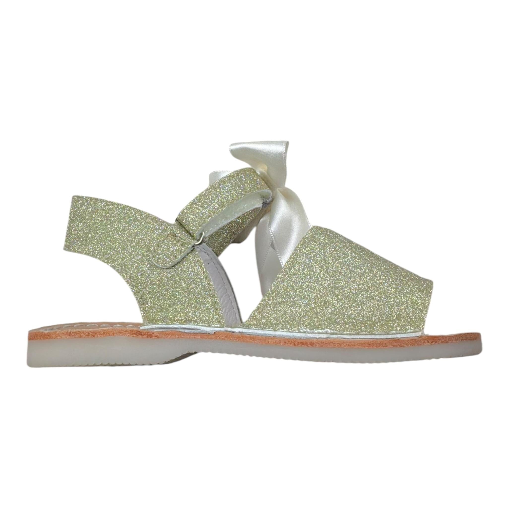 Qkis Sandalo Tinta Unita con Brillantini per Bambina IT1010 VERDE QKIS 