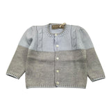 La Stupenderia Zweifarbige Strickjacke mit Knöpfen und hellblauen Zöpfen für Neugeborene