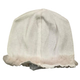 Minu‘ Schlichte Mütze mit kontrastierendem Tüll in Creme für Neugeborene