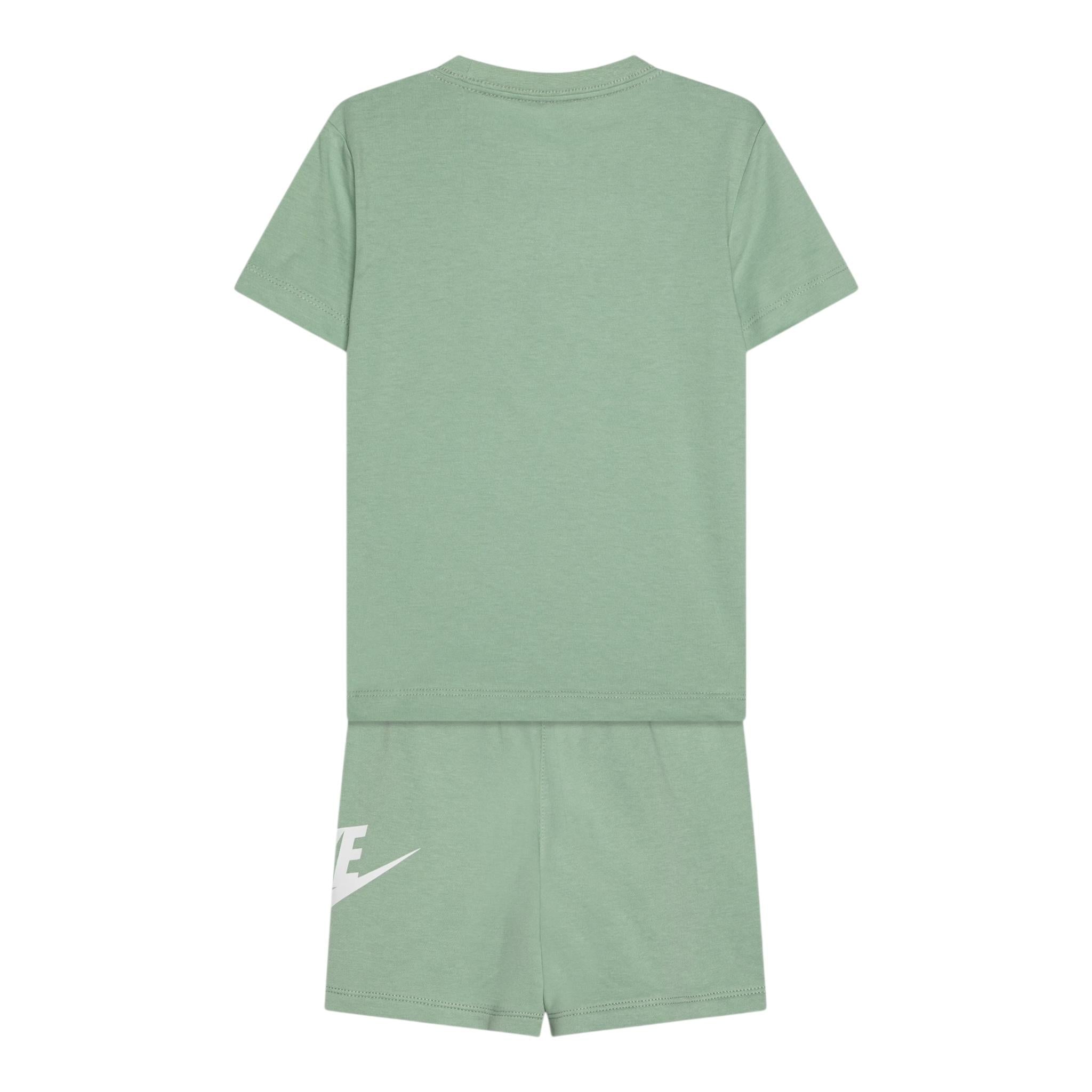 Nike Completo 2 Pezzi T-Shirt-Bermuda Tinta Unita per Bambino 86L596X VERDE NIKE 