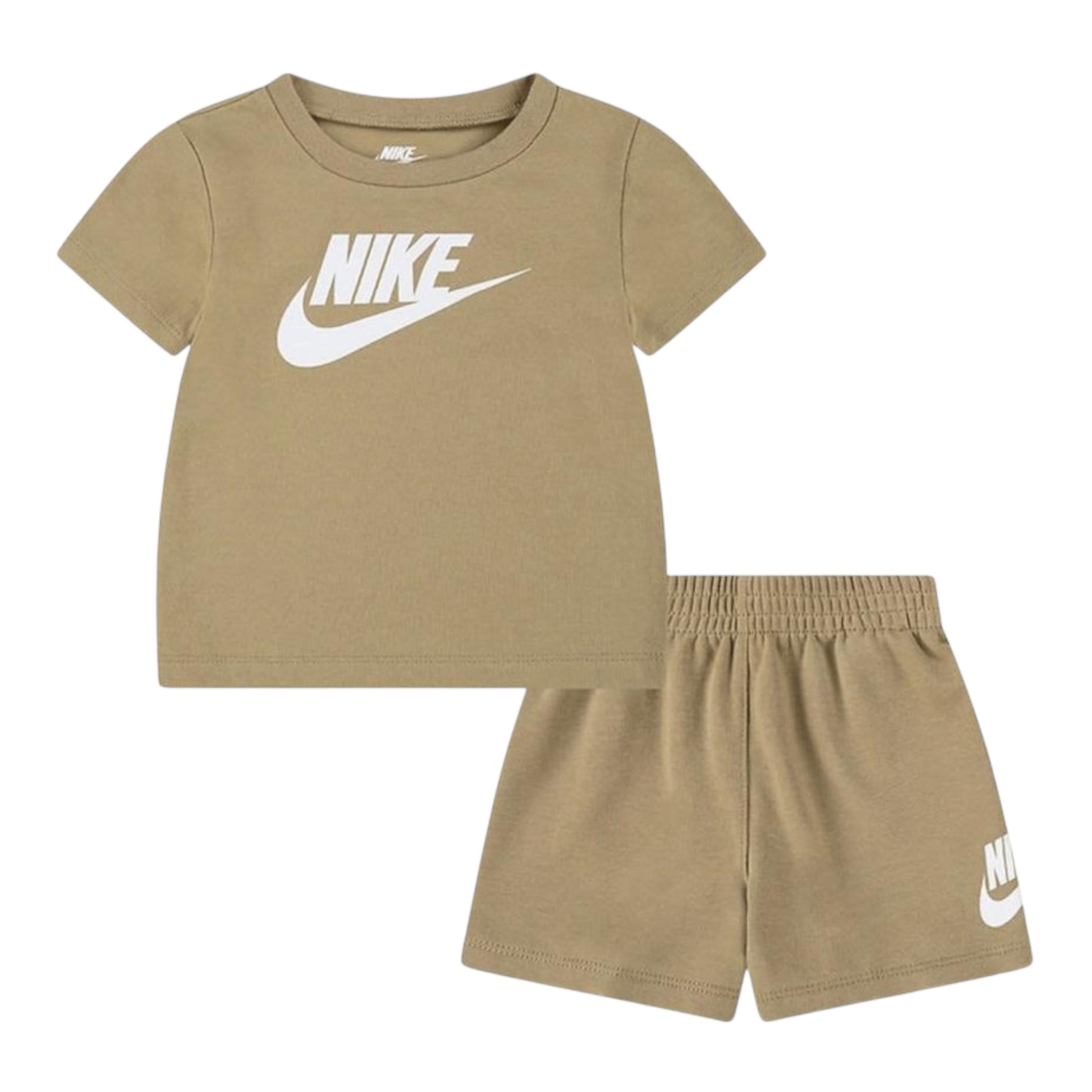 Nike Completo 2 Pezzi T-Shirt-Bermuda Tinta Unita per Bambino 86L596X BEIGE NIKE 