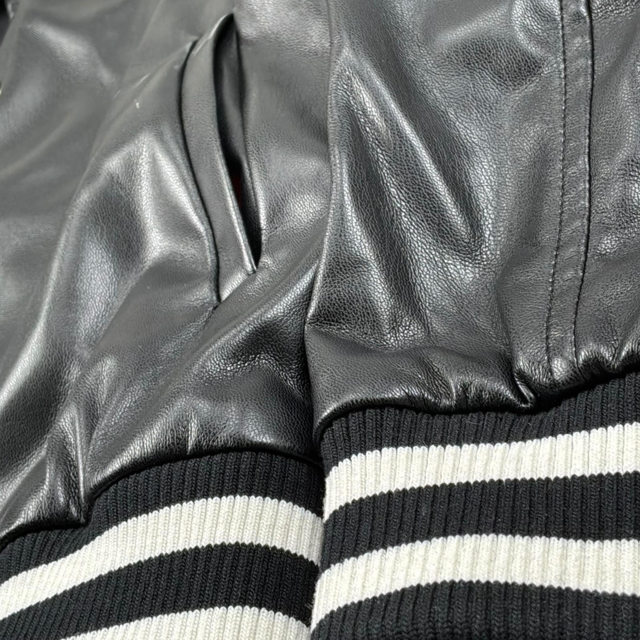 John Richmond Giubbino Tinta Unita In Ecopelle con Stampa per Bambino RBP26119GB NERO JOHN RICHMOND 