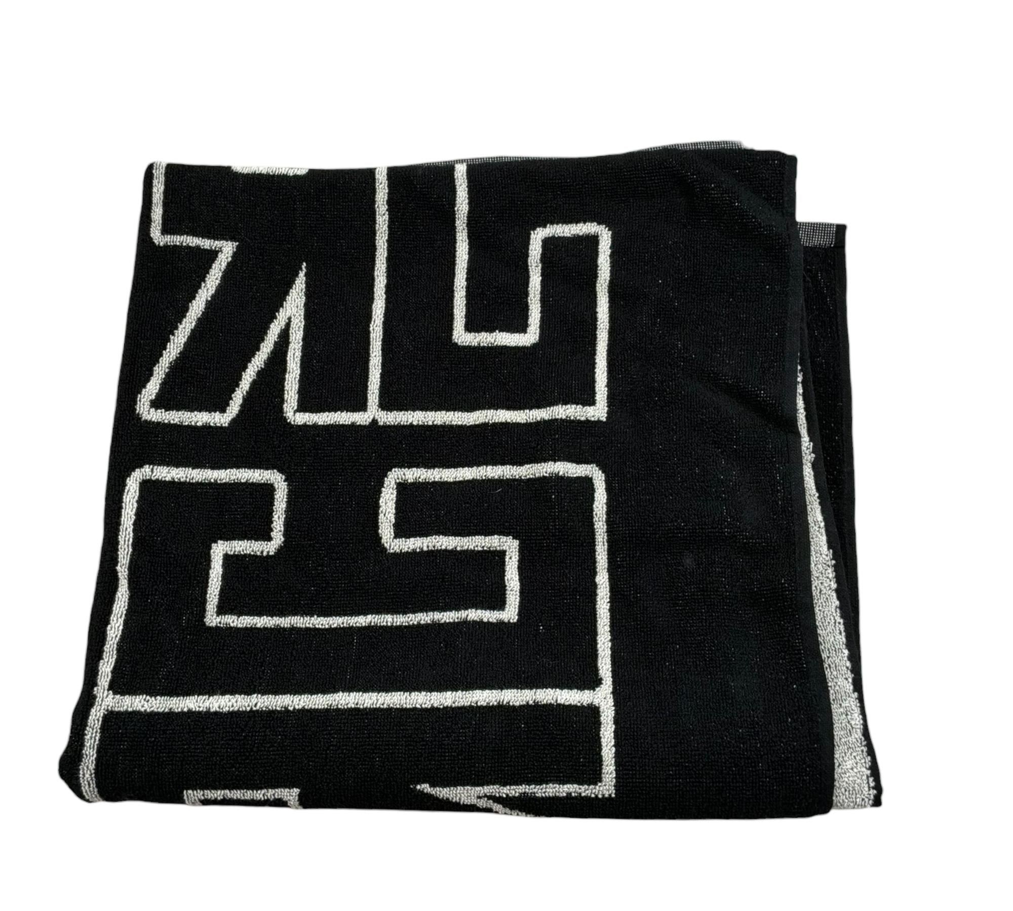 John Richmond Telo Mare Tinta Unita con Logo per Bambina RGP26031TM NERO JOHN RICHMOND 