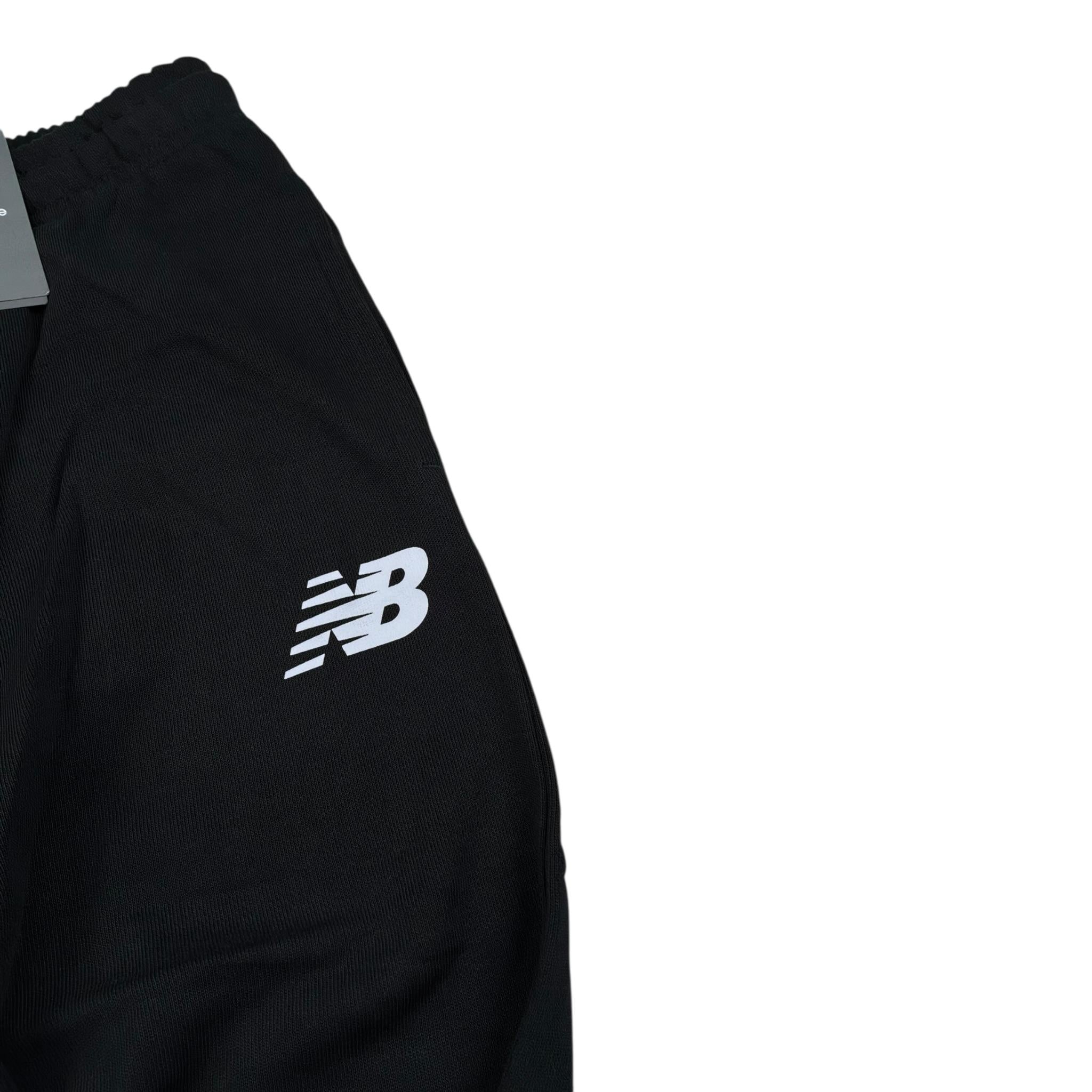 New Balance Pantalone Tuta Tinta Unita con Logo per Bambino LAKB0063 NERO NEW BALANCE 